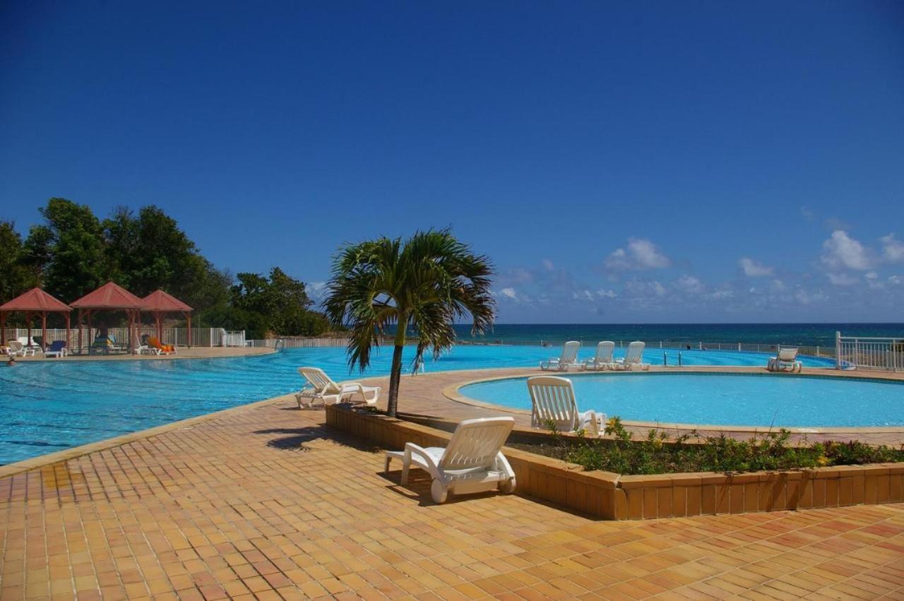 Chaleureux Studio 4 Personnes - Residence Anse Des Rochers - " Les Alizes Du Soir " Tout Equipe Et Citerne D'Eau Saint-Francois  Buitenkant foto